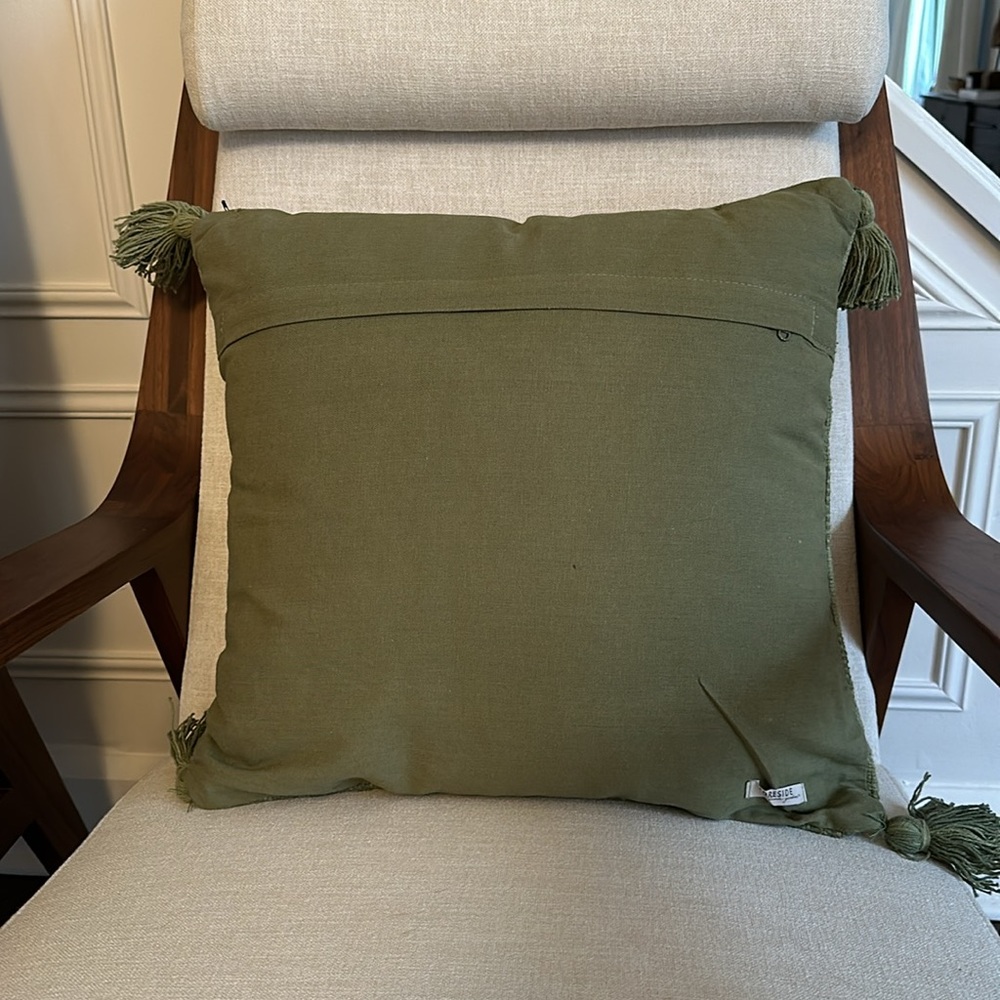 NWT Handwoven Plaid Pillow Green - Picture 3 of 6